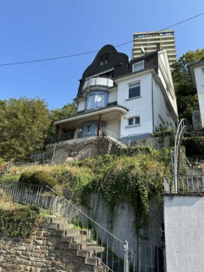 Charmantes Stadthaus mit Rheinblick!, 56179 Vallendar, Mehrfamilienhaus